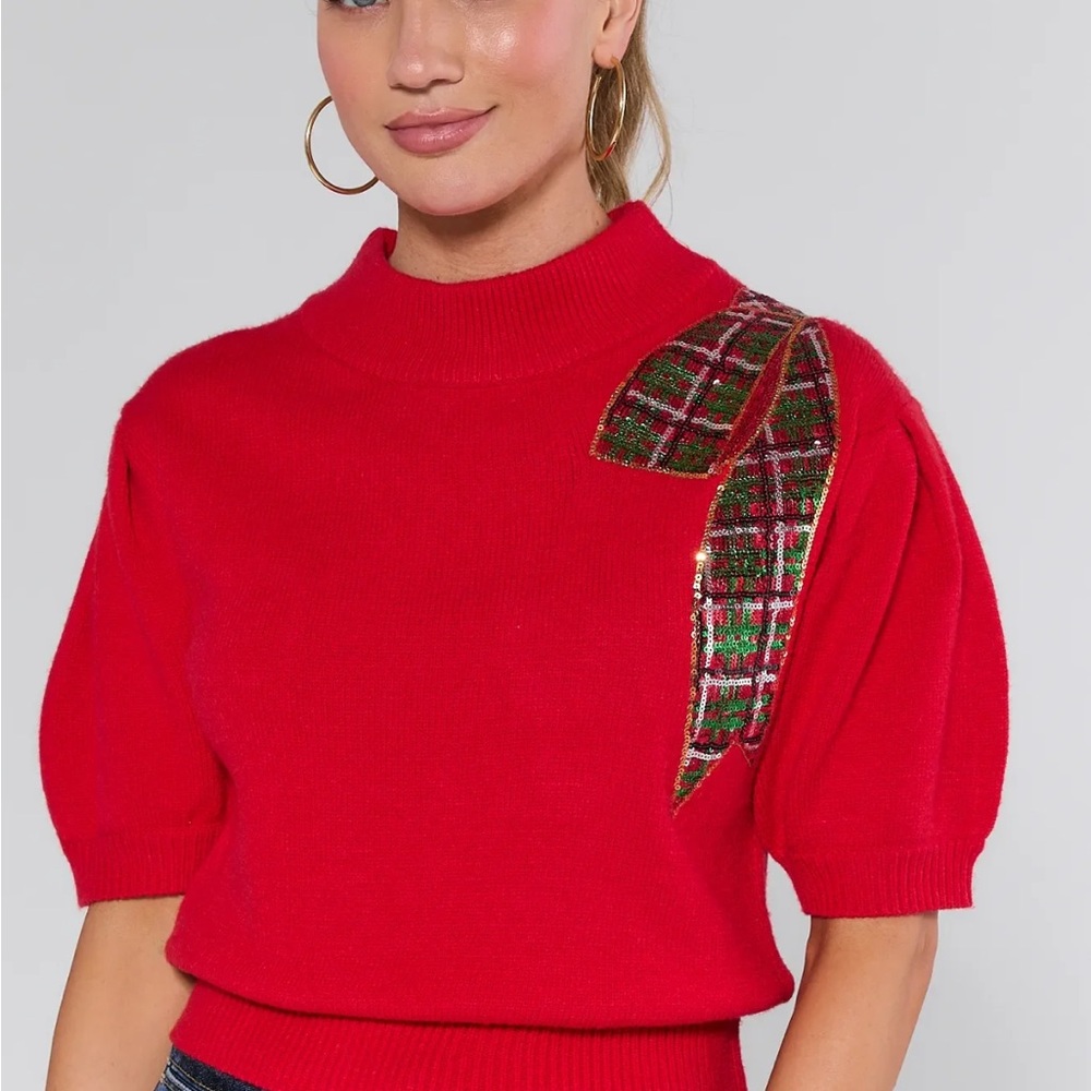 NWT Red Plaid Accent Bow Women's Sweater